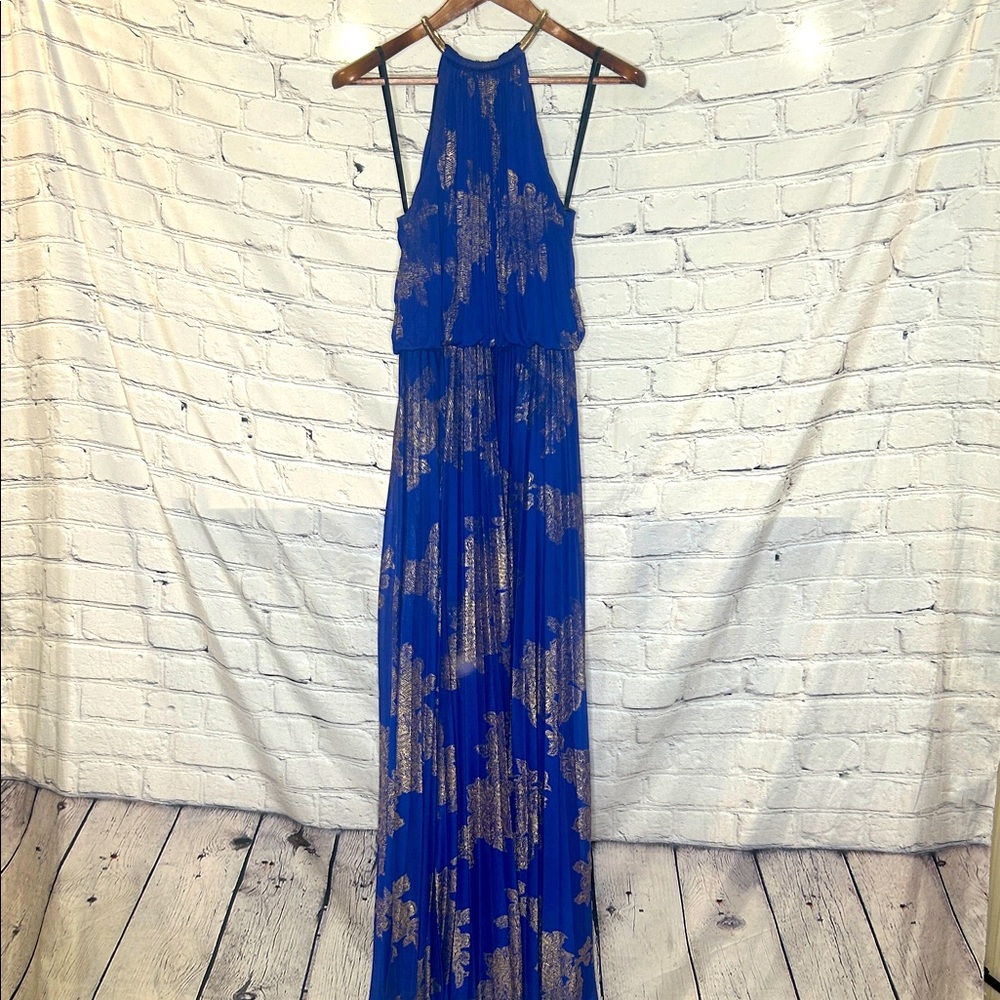 Xscape Stunning Blue Gold Pattern Halter-Style Pleated Skirt Maxi Dress Size 6
